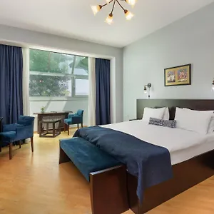 Bella Casa מלון